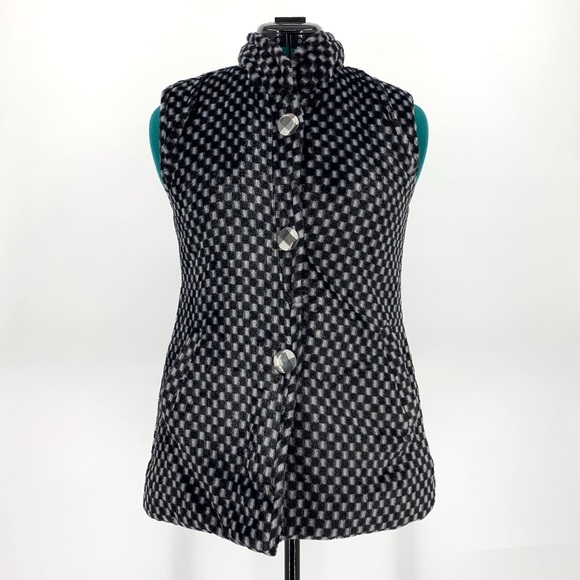 Swiss Girl Black and White Checked Faux Fur Vest with Pockets, EU 34/US 2 - Picture 1 of 16